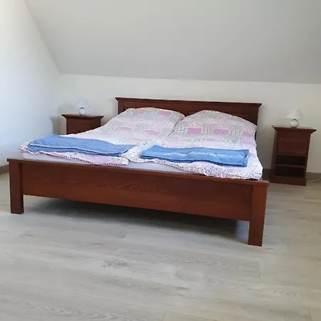 דירה Levente Balatongyörök