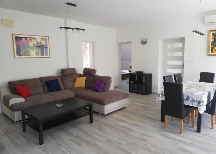 Levente דירה Balatongyörök